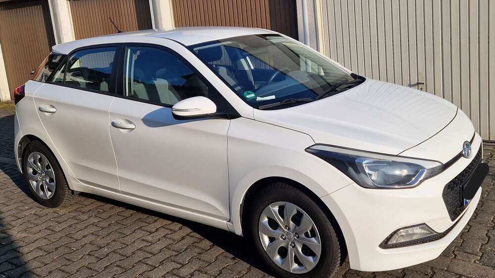 Hyundai i20 125.500 km 6.200 &euro; Gross Gerau 64521