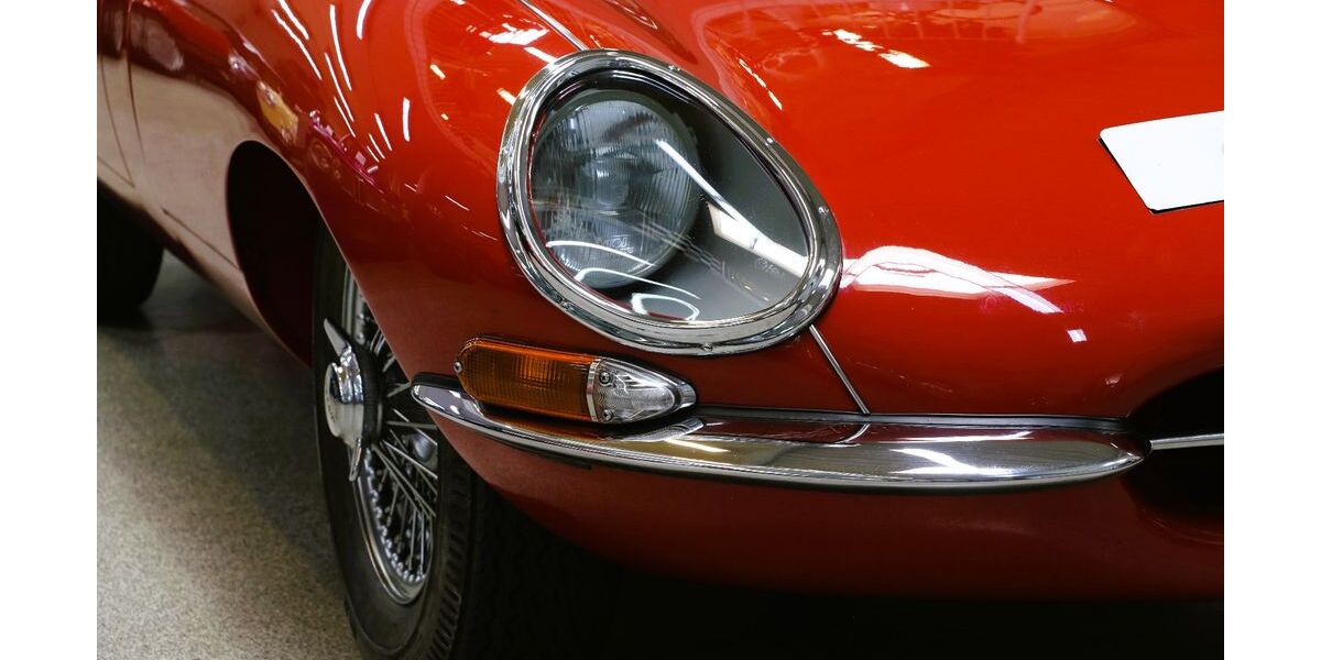 Jaguar E-Type 16.000 km 99.950 &euro; Alzenau 63755