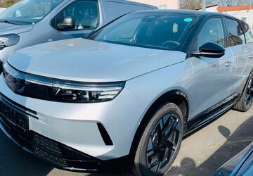 Opel Grandland (X) 4.500 km 50.799 &euro; Bad Vilbel 61118