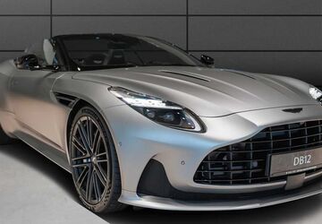 Aston Martin DB12 2.990 km 254.007 &euro; Kronberg 61476
