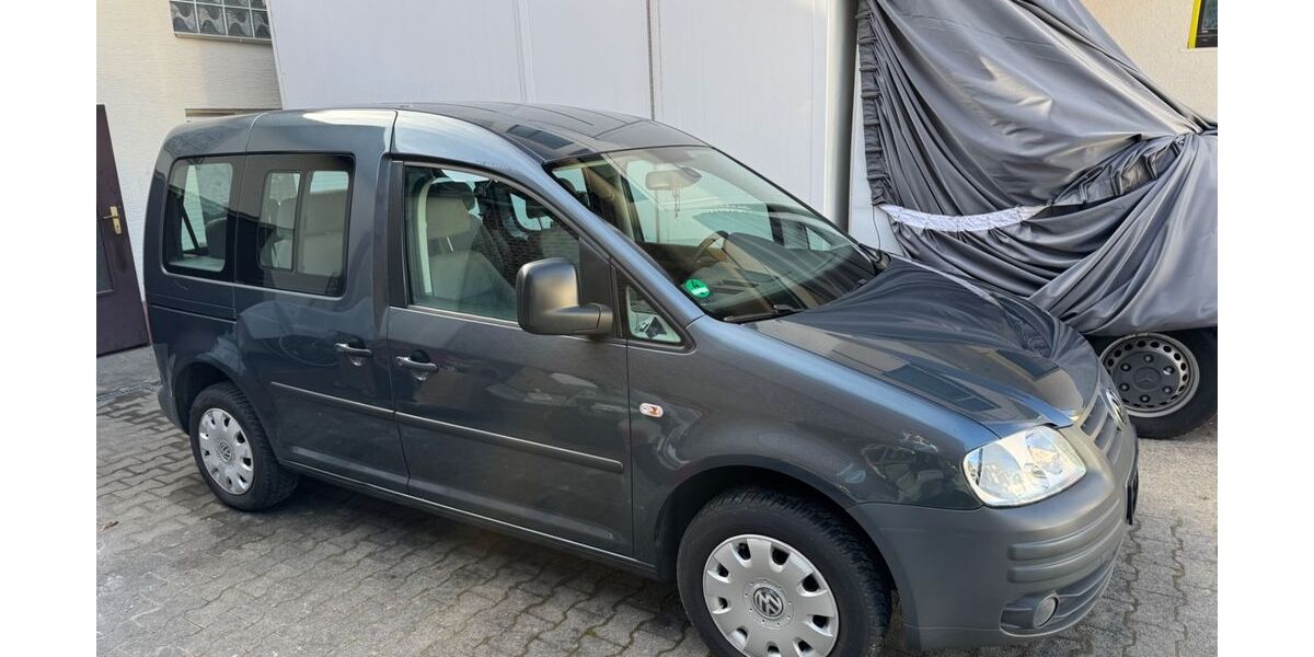 VW Caddy 194.569 km 6.900 &euro; Frankfurt am Main 60486