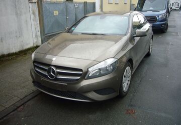 Mercedes-Benz A 180 82.700 km 9.900 &euro; Langen 63225