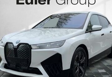 BMW iX 44.787 km 54.488 &euro; Frankfurt 60314