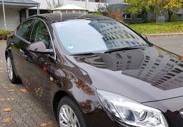 Opel Insignia 223.000 km 5.750 &euro; Frankfurt am Main 60388