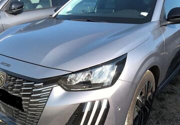 Peugeot 208 12.934 km 14.980 &euro; Rüsselsheim 65428