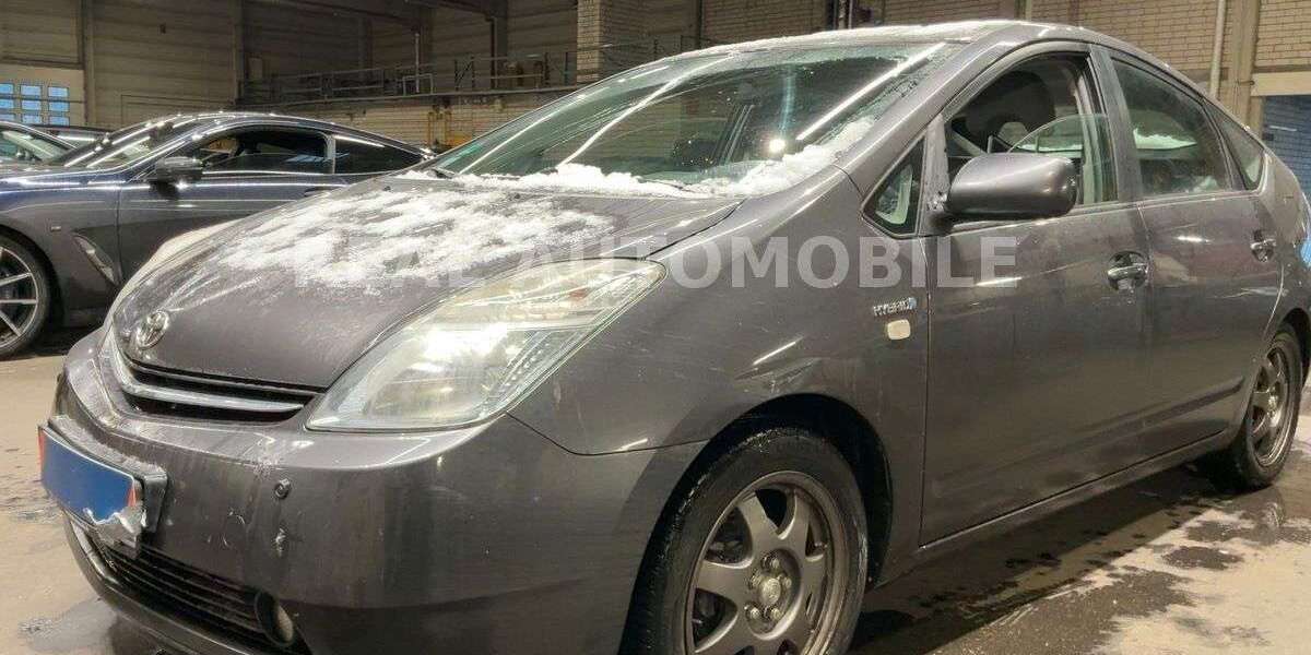 Toyota Prius 125.000 km 7.500 &euro; Frankfurt 65933