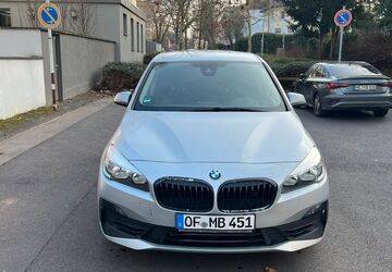 BMW 218 270.000 km 7.700 &euro; Offenbach 63071