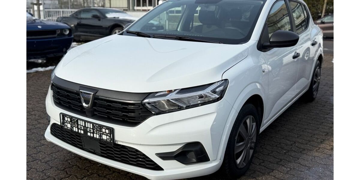Dacia Sandero 29.700 km 7.899 &euro; Hanau 63452