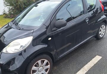 Peugeot 107 147.000 km 1.150 &euro; Rodgau 63110
