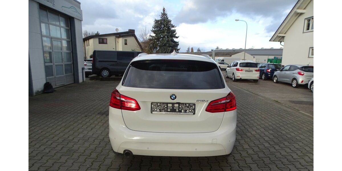BMW 218 Active Tourer d Panoramadach, Leder, LED Schei 114.982 km 14.790 &euro; Rodgau 63110