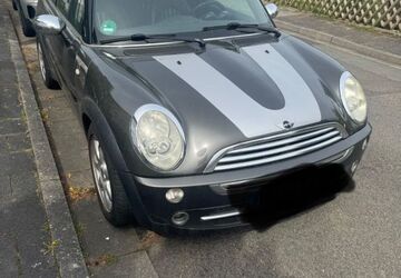 Mini Cooper Coupé 301.100 km 2.999 &euro; Königstein 61462