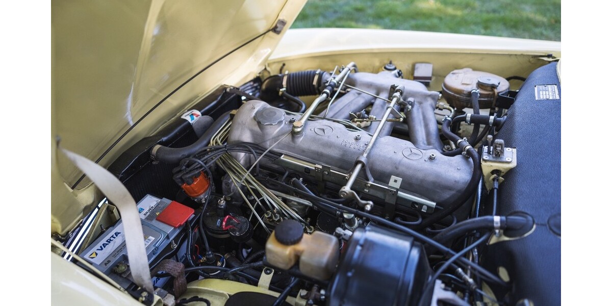 Mercedes-Benz 230SL 17.800 km 108.000 &euro; Oberursel (Taunus) 61440