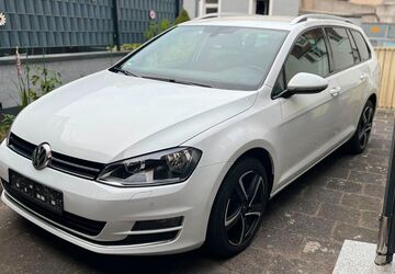 VW Golf 214.000 km 7.800 &euro; Offenbach am Main 63069