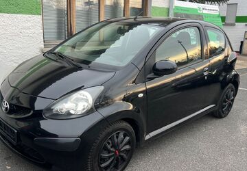 Toyota Aygo (X) 99.500 km 3.800 &euro; Offenbach 63065