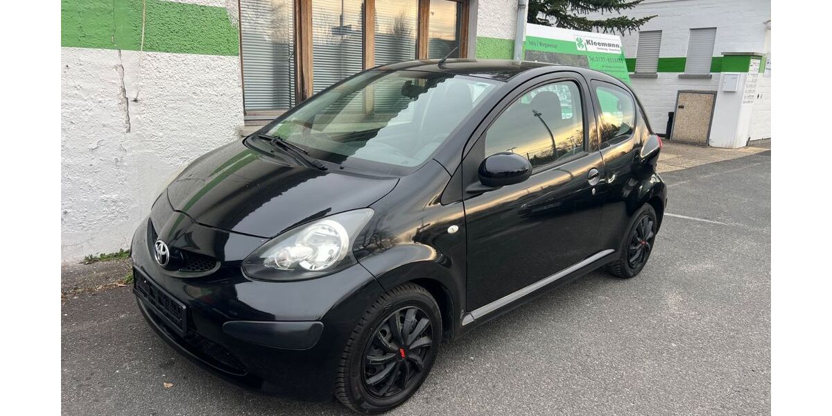 Toyota Aygo (X) 99.500 km 3.800 &euro; Offenbach 63065