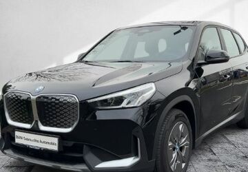 BMW iX1 25.881 km 30.849 &euro; Frankfurt 60314