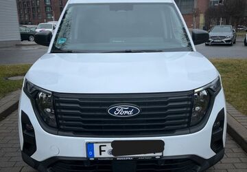 Ford Transit Courier 32.000 km 19.300 &euro; Frankfurt 60314