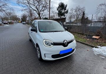 Renault Twingo 15.000 km 8.100 &euro; Frankfurt Am Main 65933