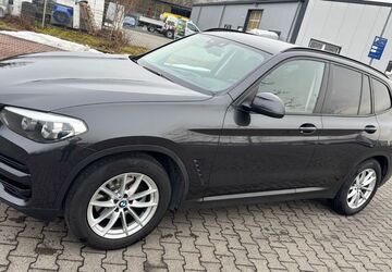 BMW X3 178.000 km 22.999 &euro; Frankfurt 60314