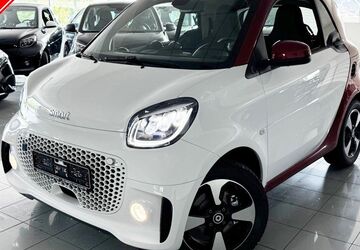 Smart ForTwo 5.882 km 16.750 &euro; Frankfurt/Main 60386