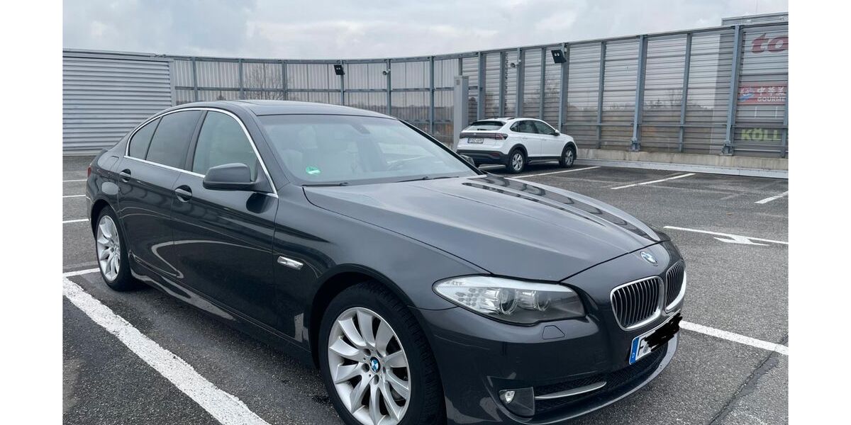 BMW 528 171.000 km 6.500 &euro; Frankfurt am Main 65933