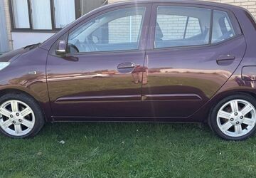 Hyundai i10 127.000 km 3.400 &euro; Mörfelden 64546