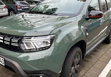 Dacia Duster 29.800 km 19.990 &euro; Hattersheim 65795