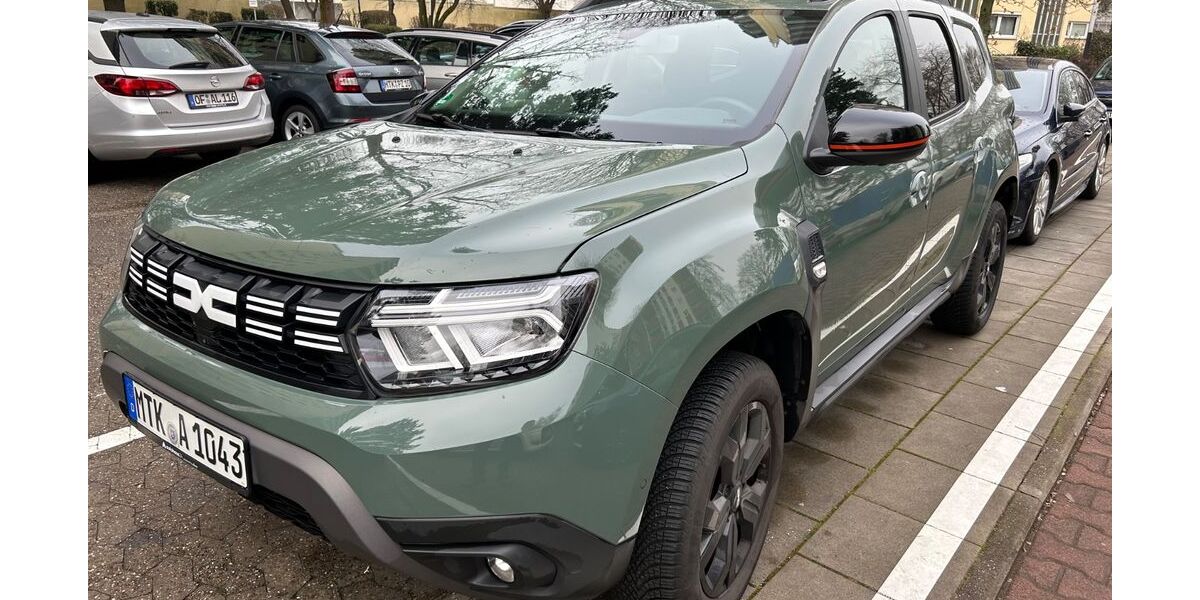 Dacia Duster 29.800 km 19.990 &euro; Hattersheim 65795