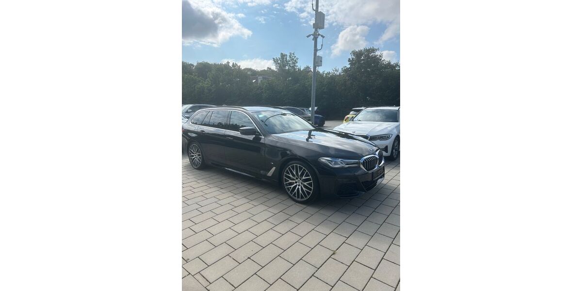 BMW 540 54.800 km 51.500 &euro; Frankfurt am Main 60318