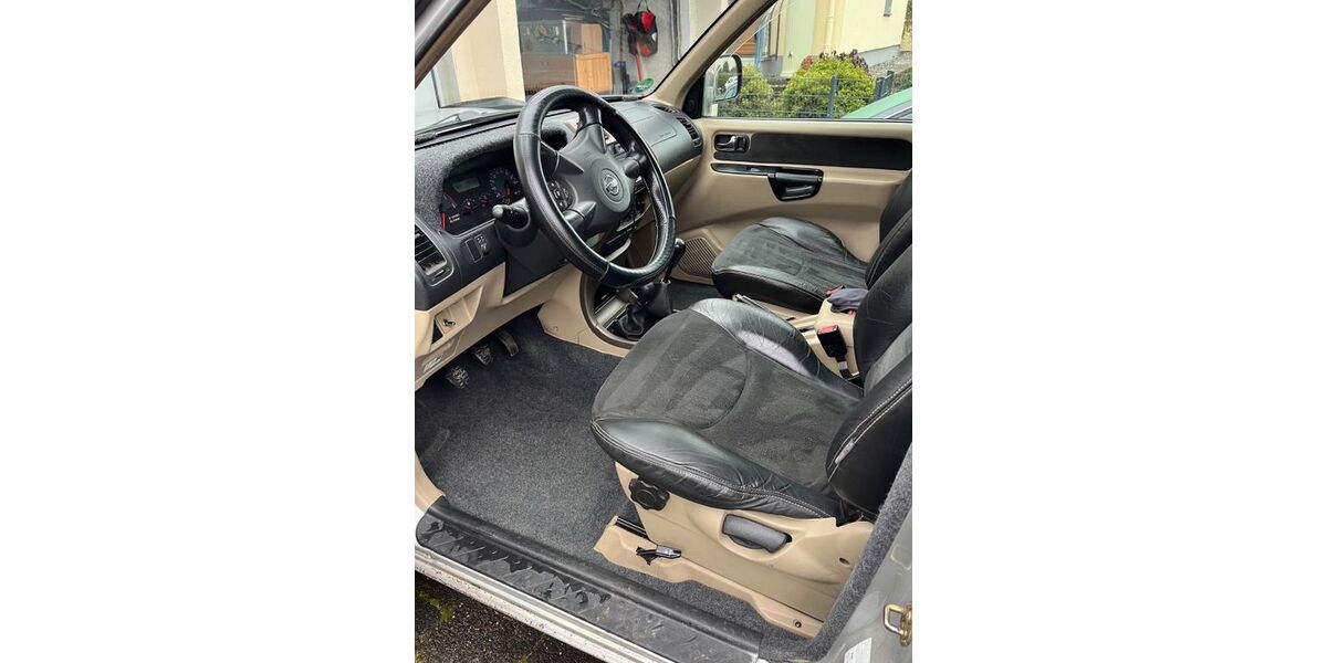 Nissan Terrano 283.000 km 11.400 &euro; Kelkheim 65779