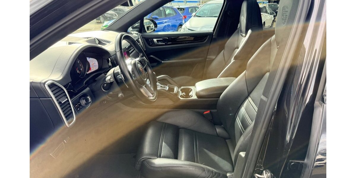 Porsche Cayenne Coupe S/Scheckh./Top 153.010 km 54.900 &euro; Frankfurt 60386