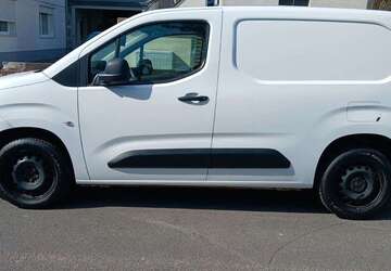 Peugeot Partner 149.900 km 9.990 &euro; Rüsselsheim 65428