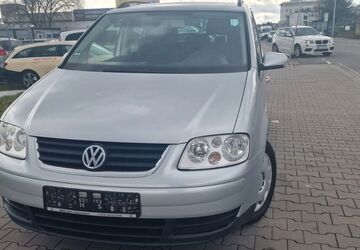 VW Touran 170.000 km 3.990 &euro; Dietzenbach 63128