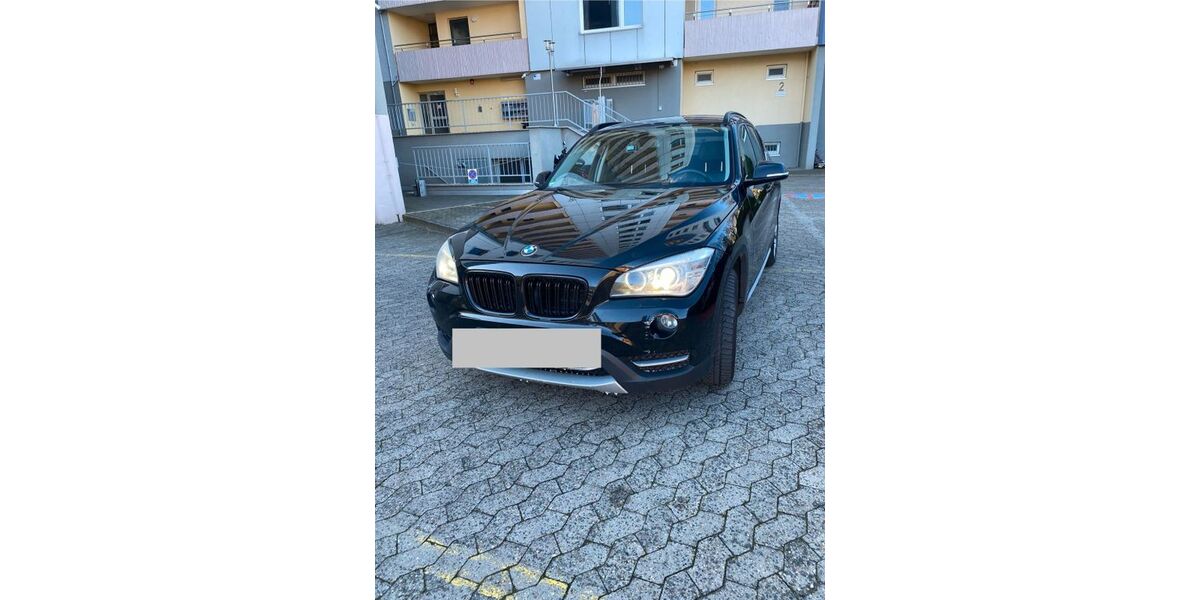 BMW X1 198.000 km 7.490 &euro; Mörfelden-Walldorf 64546