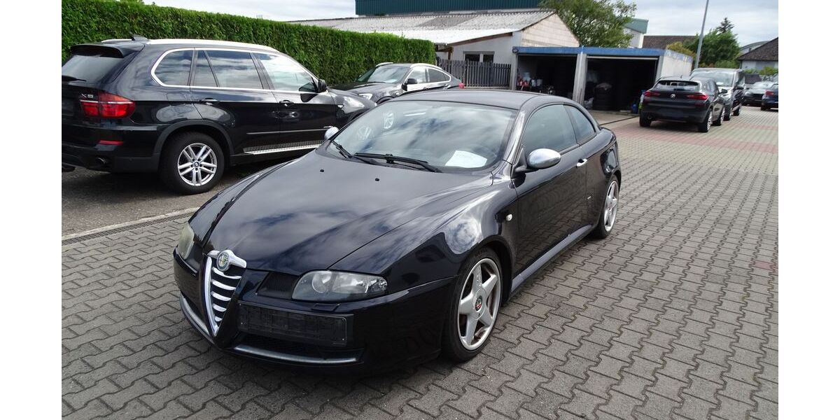 Alfa Romeo GT 114.800 km 3.290 &euro; Rodgau 63110