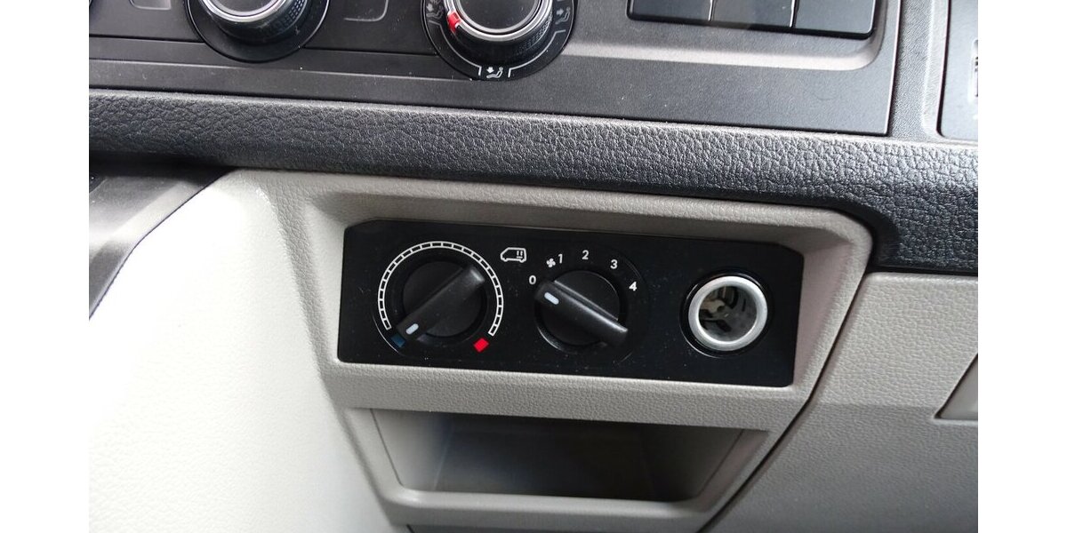 VW T6 Transporter 2,0l TDI lang DSG, Navi, Klima, AHK 209.500 km 15.690 &euro; Rodgau 63110