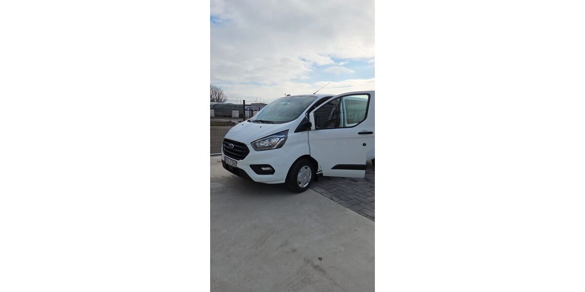 Ford Tourneo Custom 190.000 km 11.300 &euro; Hattersheim 65795