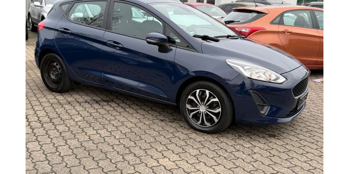 Ford Fiesta 240.265 km 4.899 &euro; Hanau 63452