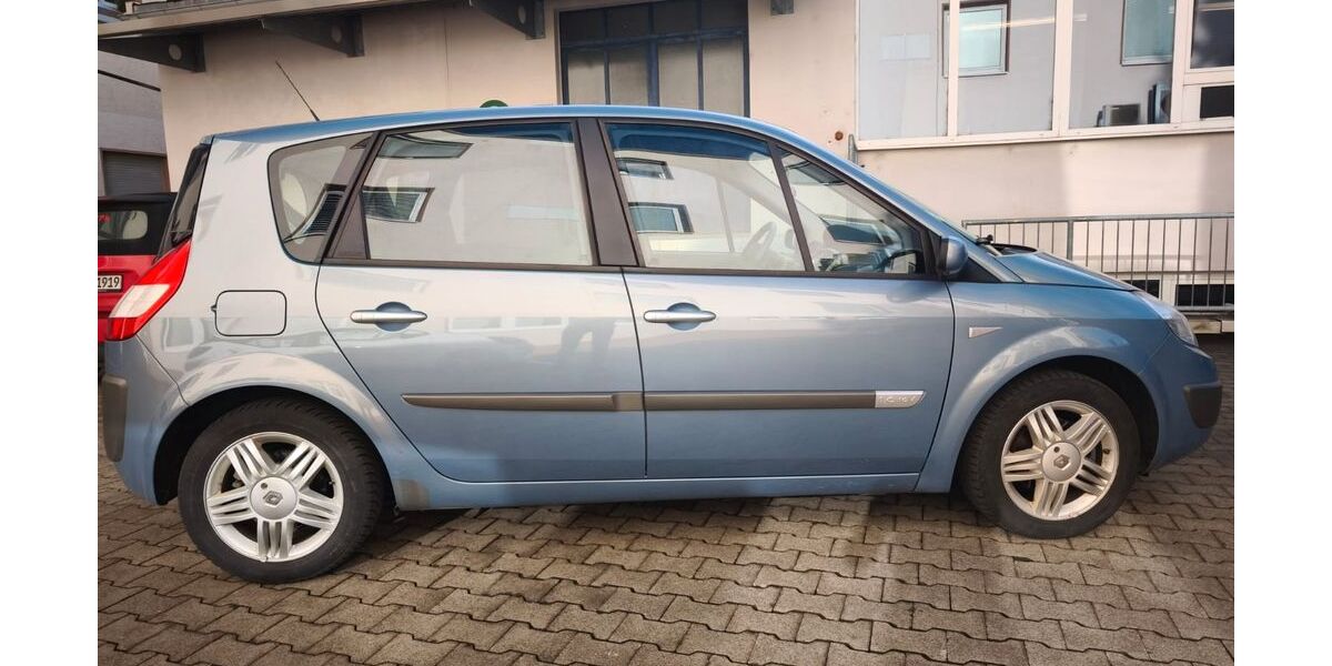 Renault Scenic 72.000 km 3.250 &euro; Frankfurt 60528