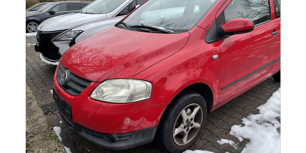 VW Fox 223.000 km 300 &euro; Neu Isenburg 63263