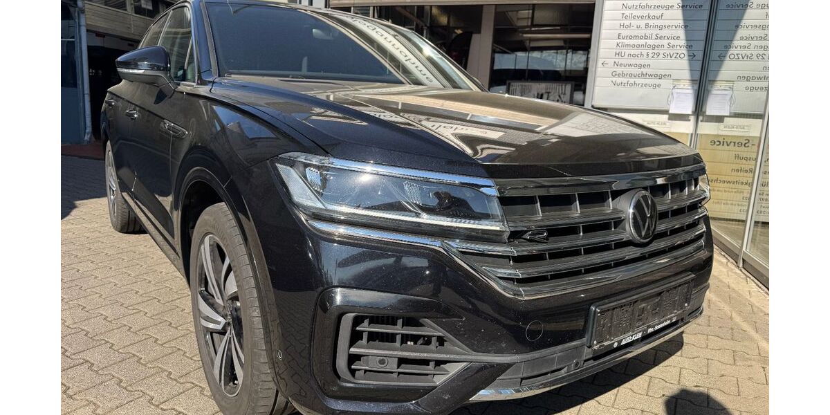 VW Touareg 61.553 km 45.850 &euro; Frankfurt am Main 65936