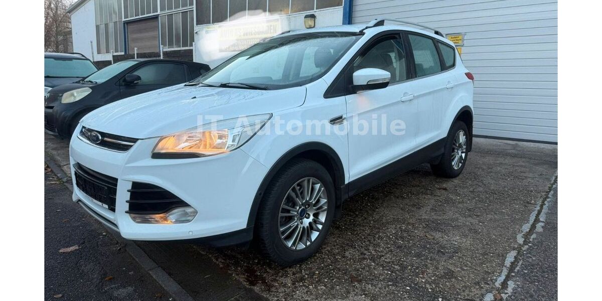 Ford Kuga 85.917 km 11.500 &euro; Rüsselsheim am Main 65428