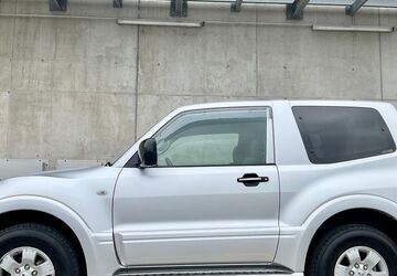 Mitsubishi Pajero 114.000 km 6.900 &euro; Friedrichsdorf 61381