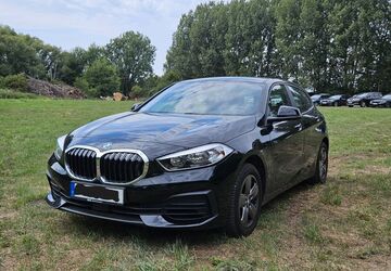 BMW 118 53.300 km 15.499 &euro; Frankfurt am Main 60599