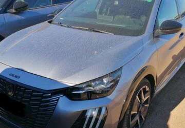 Peugeot 208 29.981 km 21.480 &euro; Rüsselsheim 65428