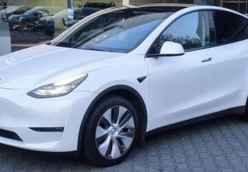 Tesla Model Y 114.397 km 27.450 &euro; Dieburg 64807