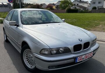 BMW 520 141.461 km 5.999 &euro; Nauheim (bei Groß-Gerau) 64569