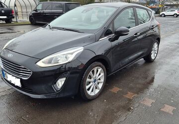 Ford Fiesta 105.000 km 8.199 &euro; Steinbach 61449