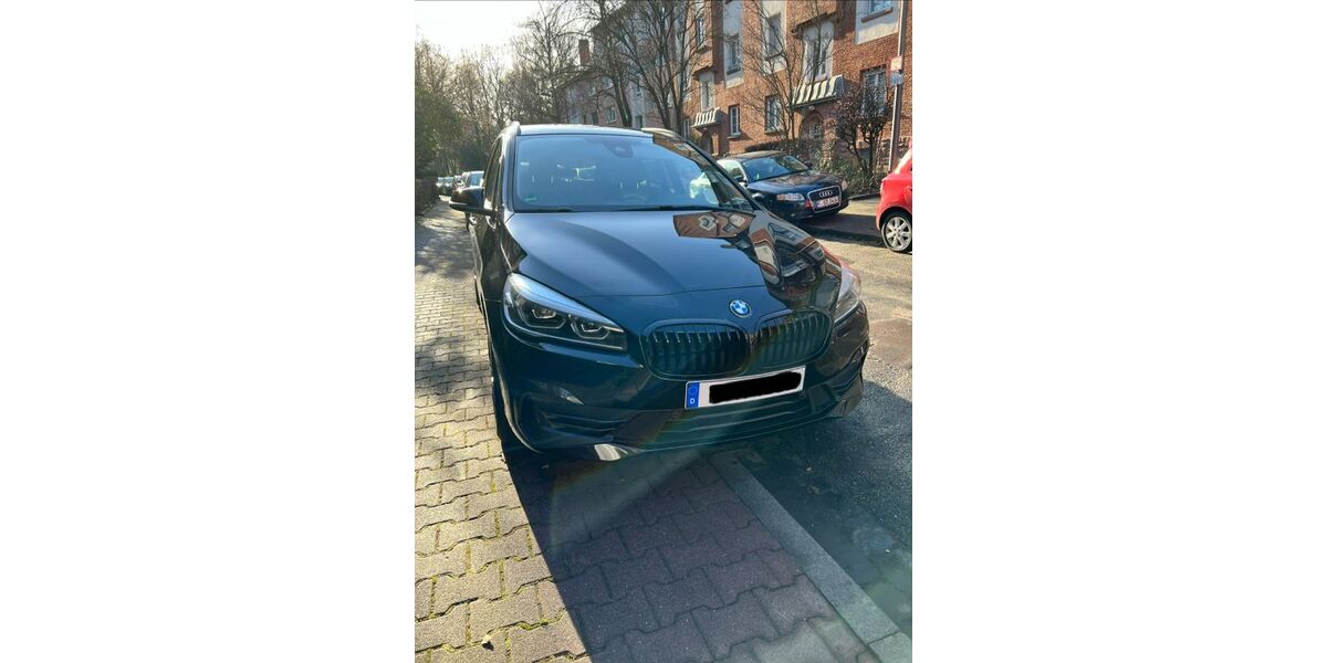 BMW 218 Gran Tourer 71.500 km 22.500 &euro; Frankfurt 60431