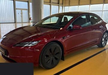 Tesla Model 3 18.314 km 45.400 &euro; Hanau 63457